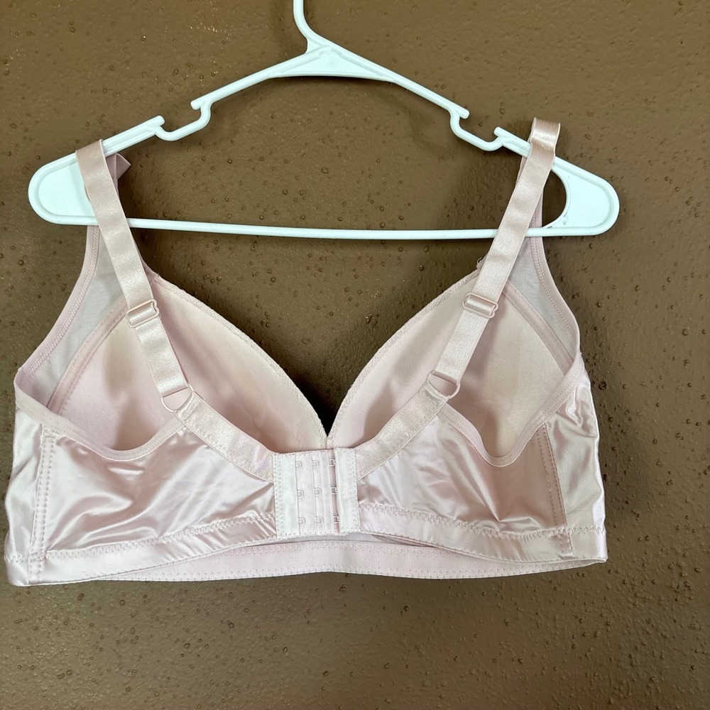 Gloria Vanderbilt Women Pink Satin Lace Trim Wire-Free Padded Bra 40D - Picture 2 of 5